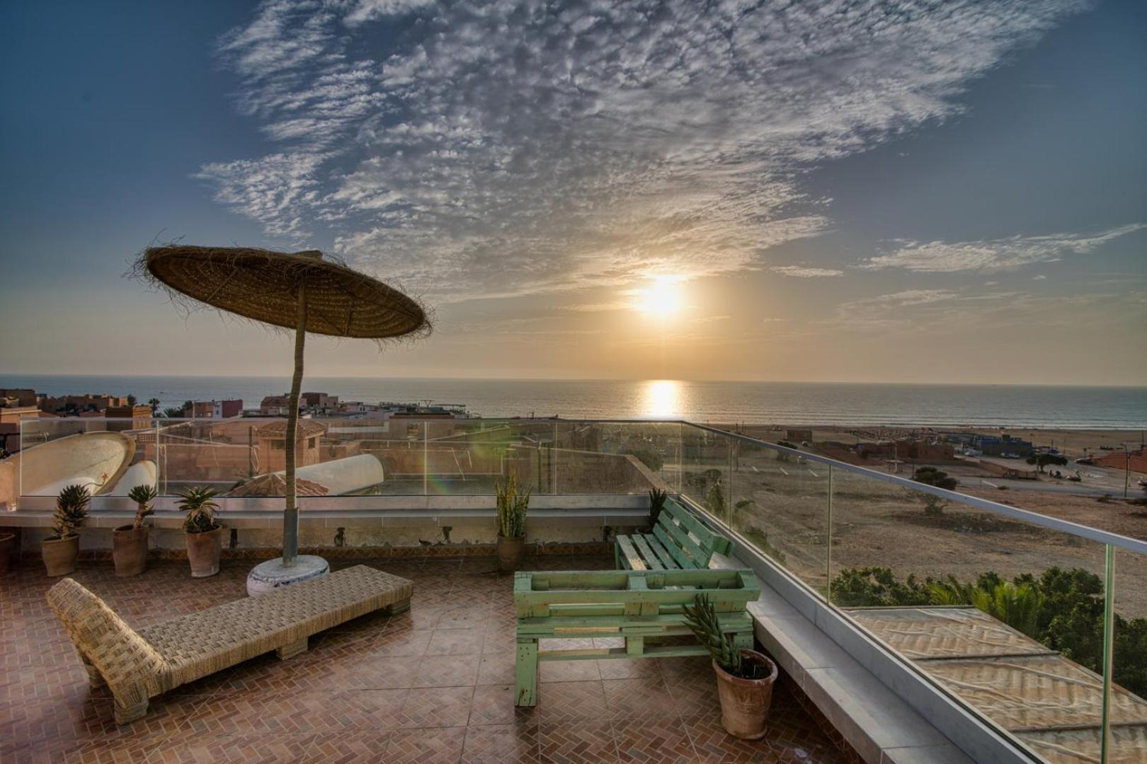 Pearl Surf Camp Morocco Hotel Imi Ouaddar Exterior photo