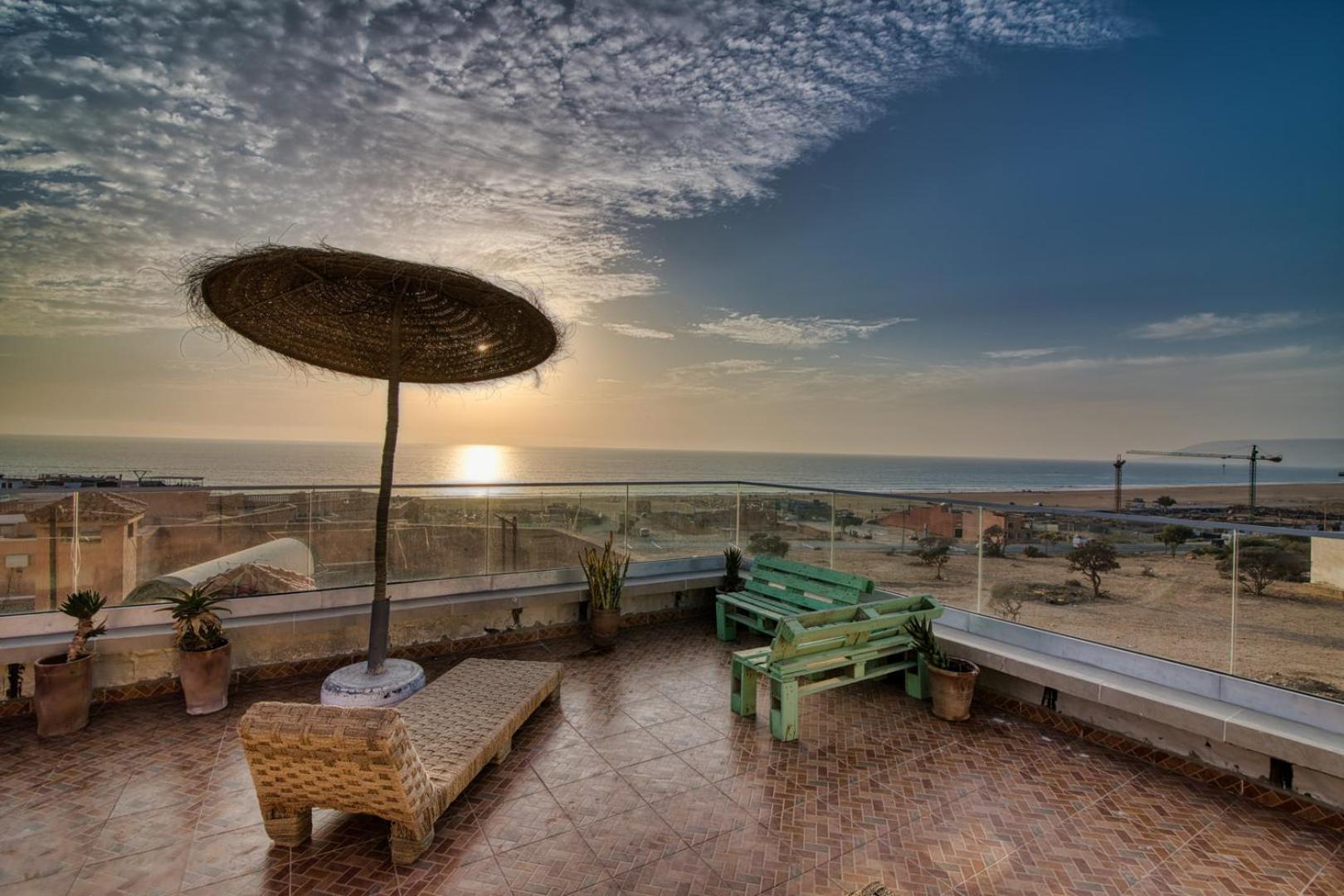 Pearl Surf Camp Morocco Hotel Imi Ouaddar Exterior photo